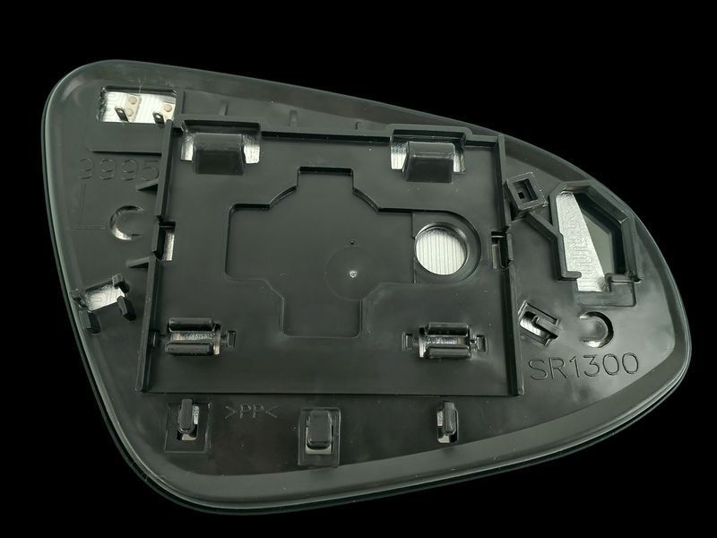 Левый вкладыш зеркала для Toyota Camry (2011&ndash;2017) 2912321238 фото