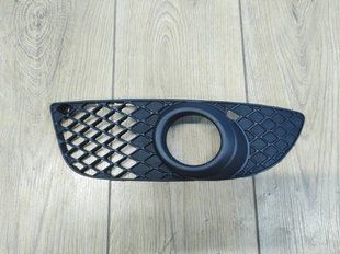 Решітка в бампері права під втф для Mitsubishi Lancer X 2007-2012 решітка права міцубіші ланцер 10 1647338436 фото