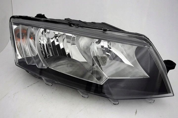 Фара права для Skoda Octavia A7 2013-2017 шкода октавія а7 передня права фара 1647345749 фото