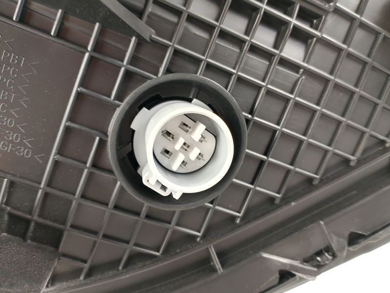 Фара передняя левая для Mitsubishi L200 2018&ndash;2022 Full LED &mdash; 8301D381 2989821419 фото