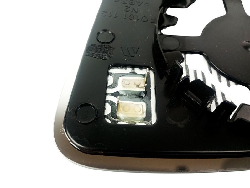 Вкладиш дзеркала лівий для BMW G11 G12 G20 G30 2015-2020 2559430356 фото