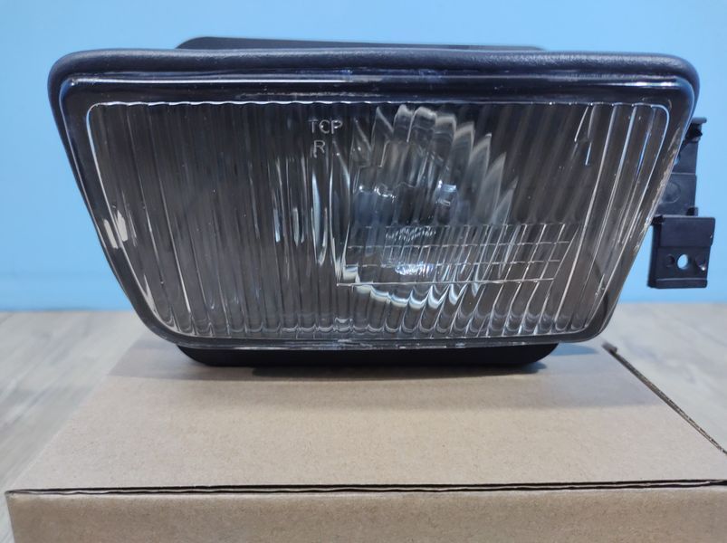 Фара противотуманная правая новая для Bmw 5-Series E34 1988-1995 бмв 1647339801 фото