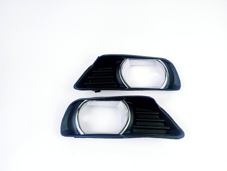 Комплект решеток заглушок противотуманки для Toyota Camry 40 2006-2010 2439294130 фото