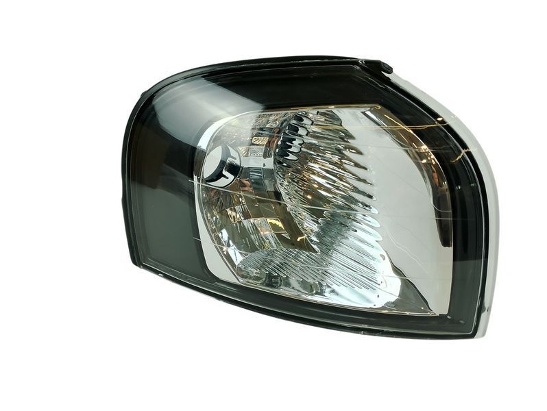 Указатель поворота правый для Volvo S80 1999&ndash;2006 черный 30698428 2996785783 фото